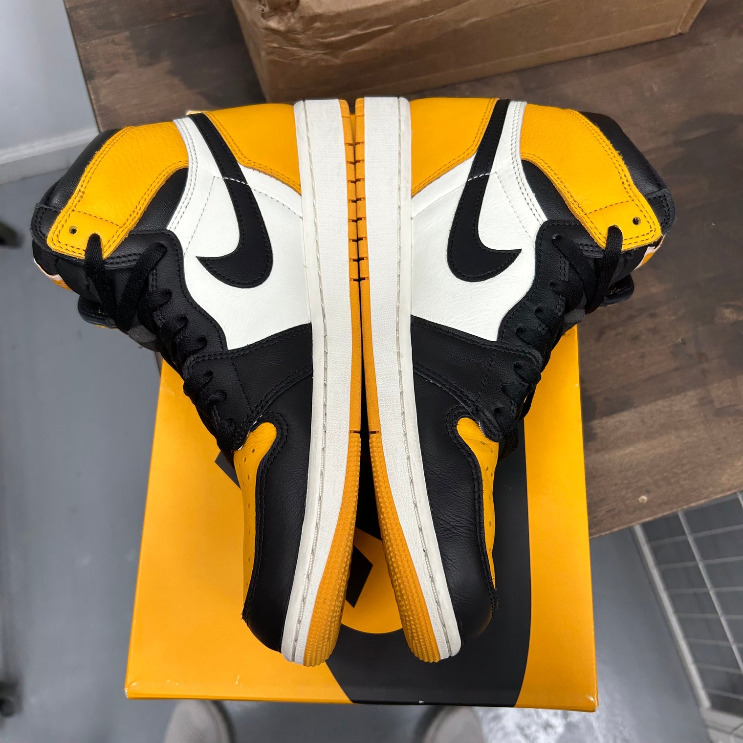 Yellow Toe Jordan 1 High (USED)