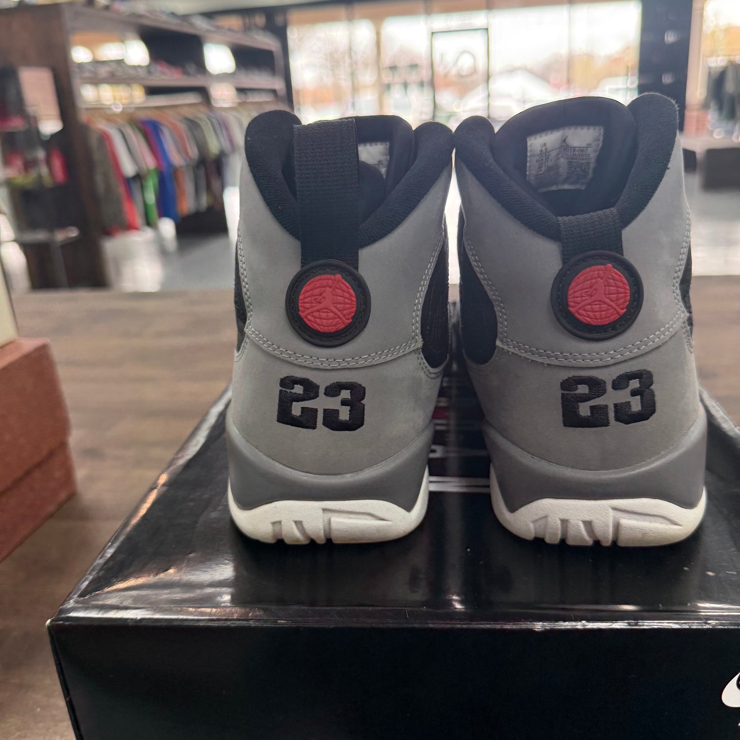 Particle Grey Jordan 9 Retro (USED)