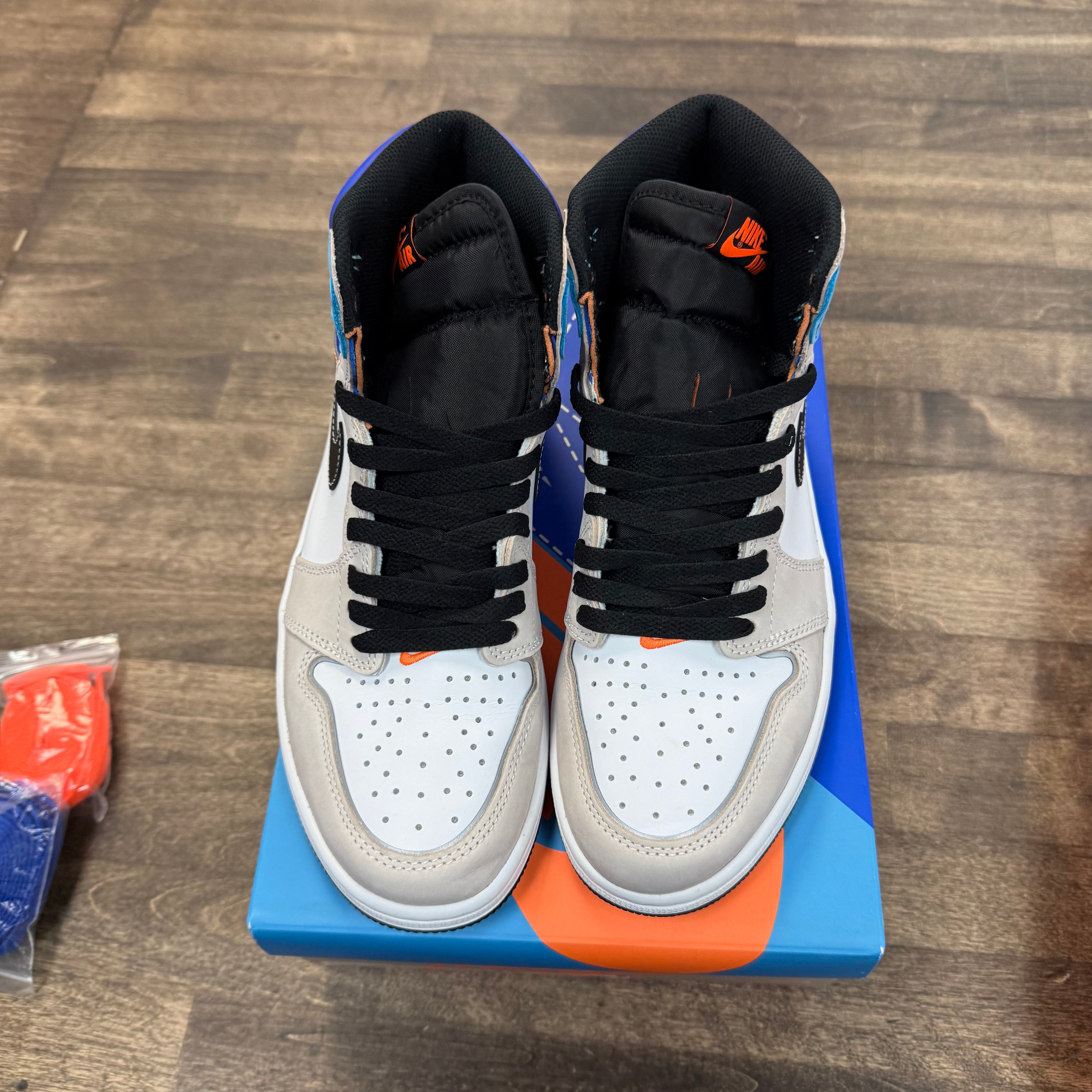 Jordan 1 Retro High OG Prototype (US 8.5) (Lightly Worn) Size 8.5 (Pre-Owned) - Image 2