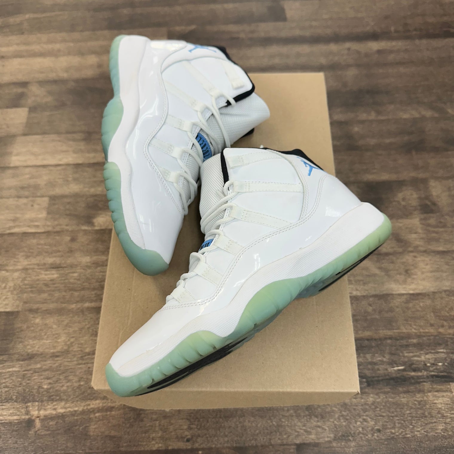 Legend Blue Jordan 11 (2014) (GS) (USED, No Box)