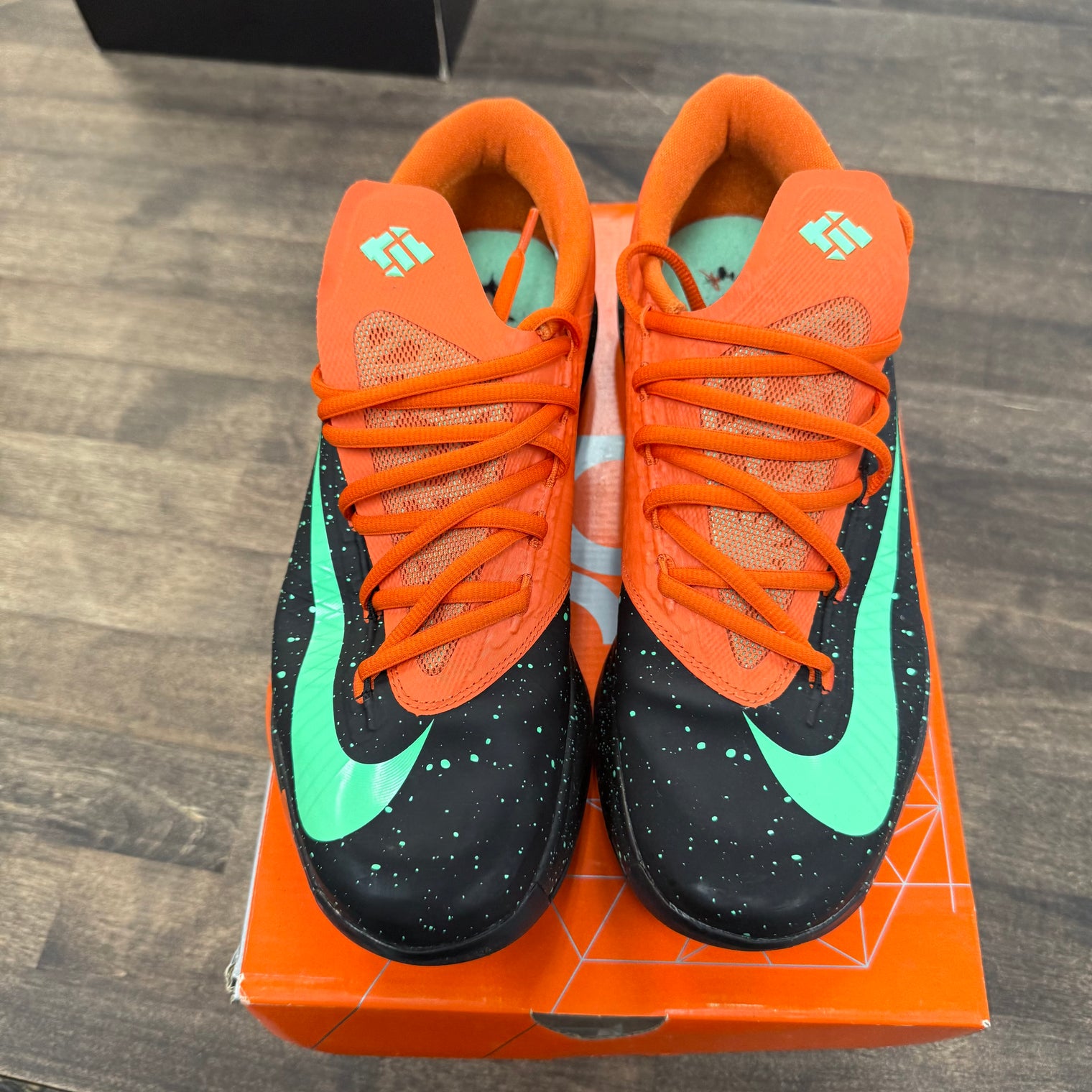 Texas Nike KD 6 (USED)