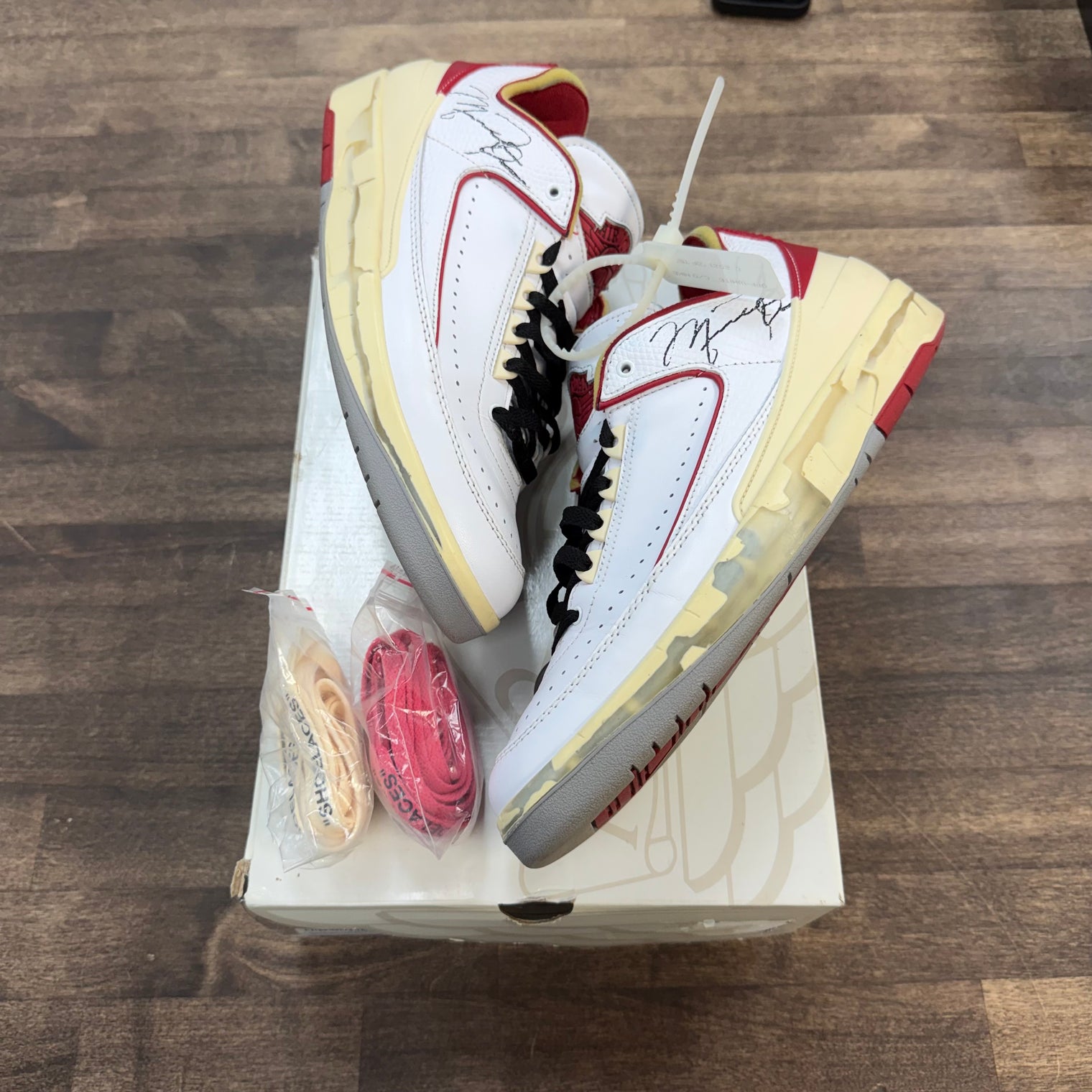 White Red Off-White Jordan 2 Low SP (USED)