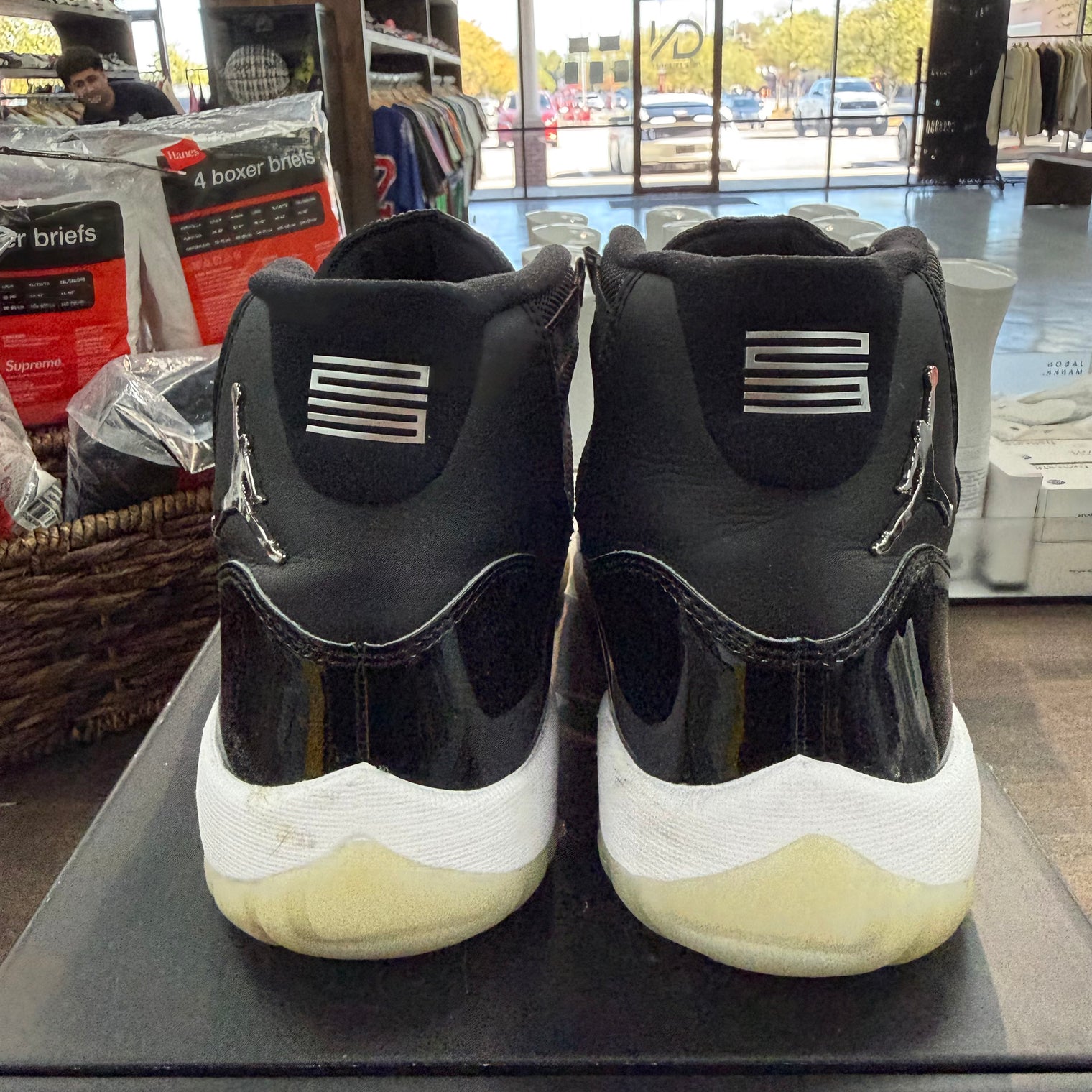 Jubilee 25th Anniversary Jordan 11 Retro (USED)
