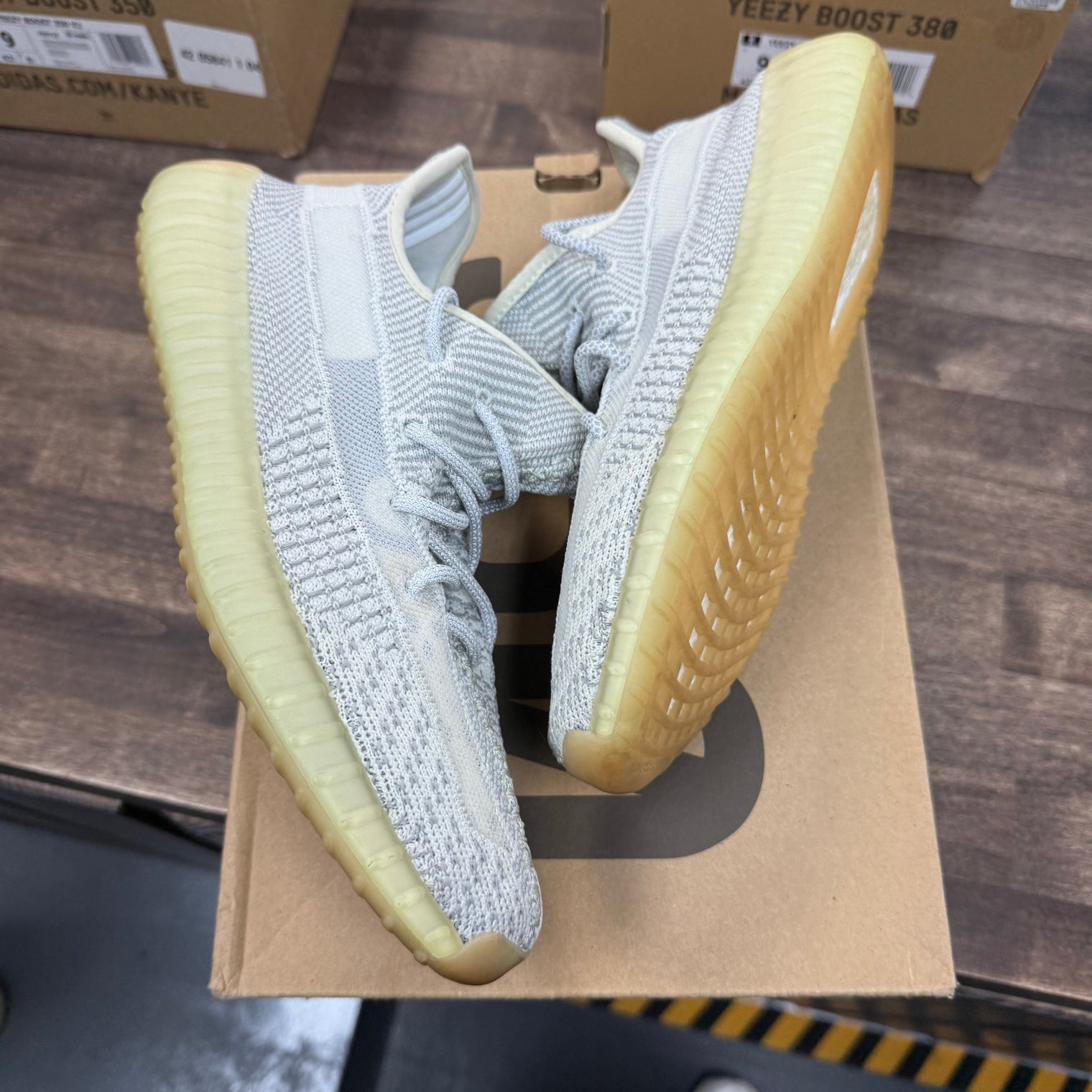 Yeshaya Yeezy 350 (USED)