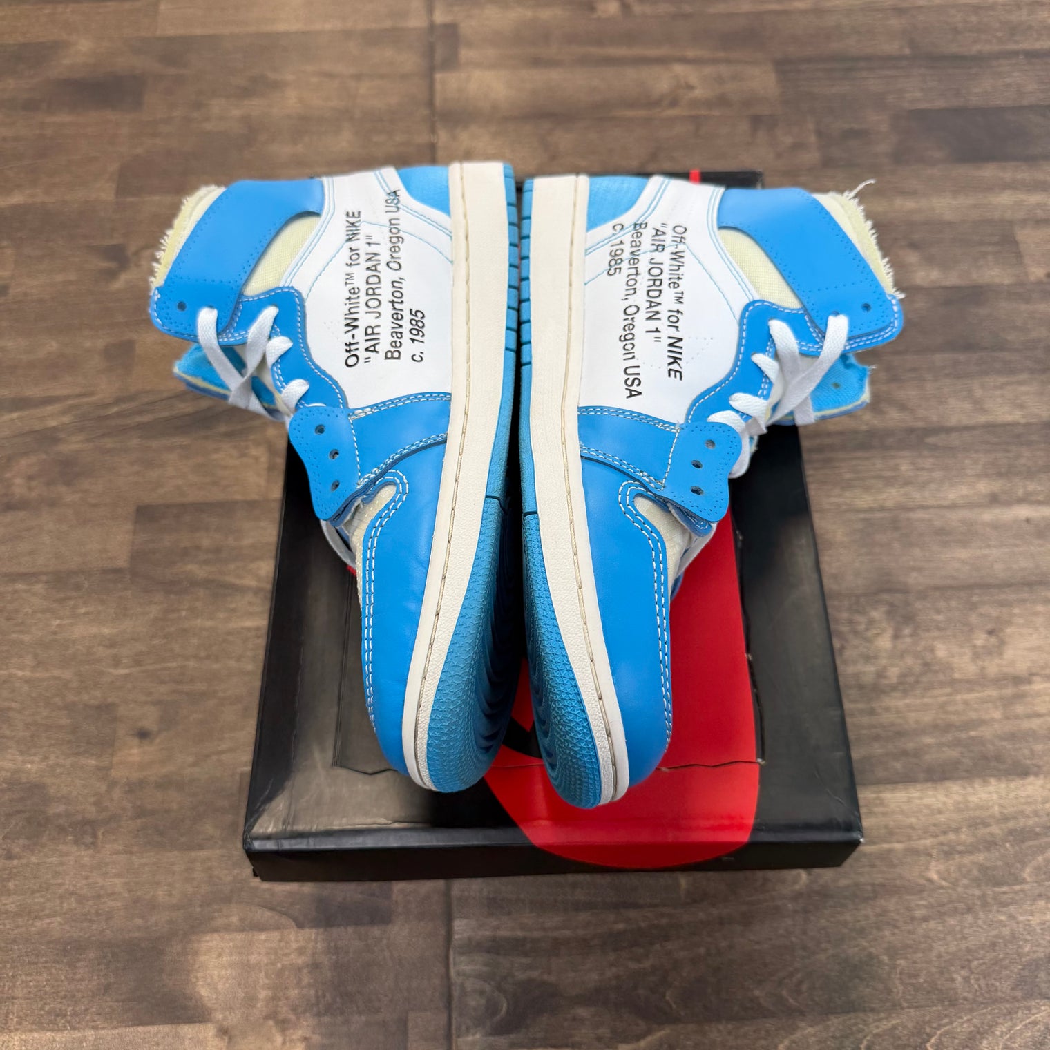 University Blue Off-White Jordan 1 High (USED)