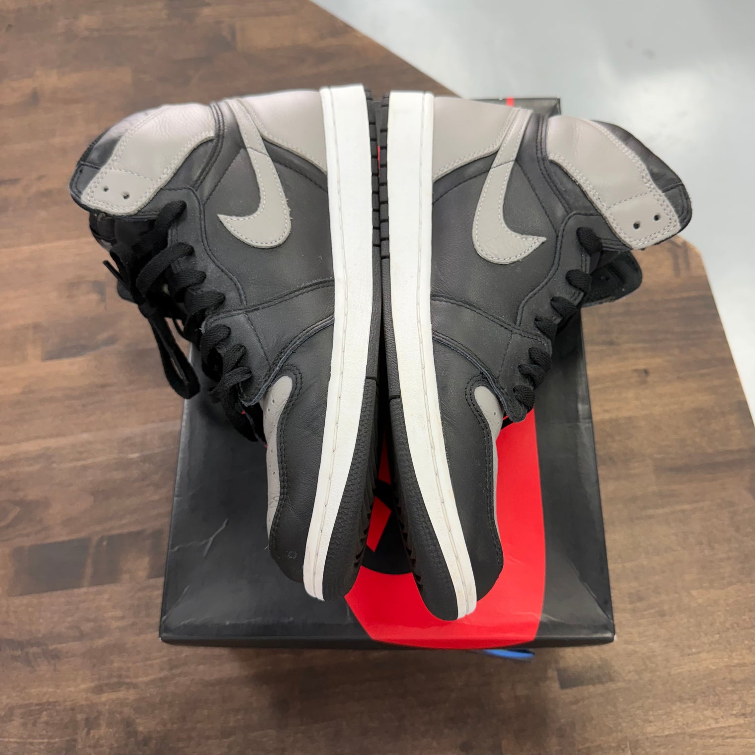 Shadow Jordan 1 Retro High (2018) (USED)