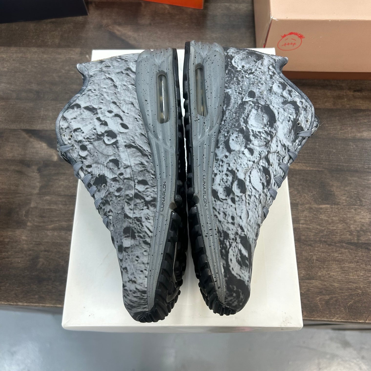 Moon Landing Nike Air Max Lunar90 SP (USED)