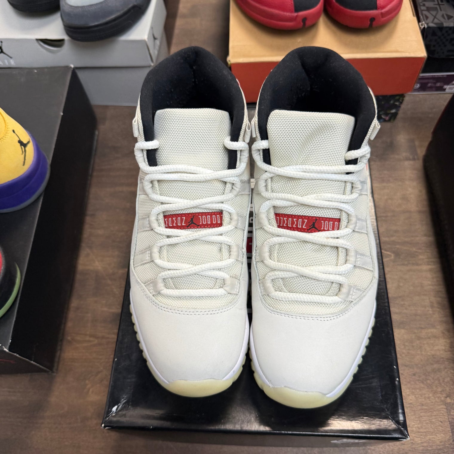 Platinum Tint Jordan 11 Retro (USED)