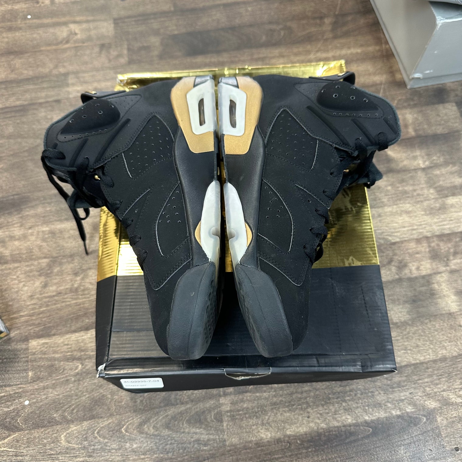 DMP Jordan 6 Retro (USED)