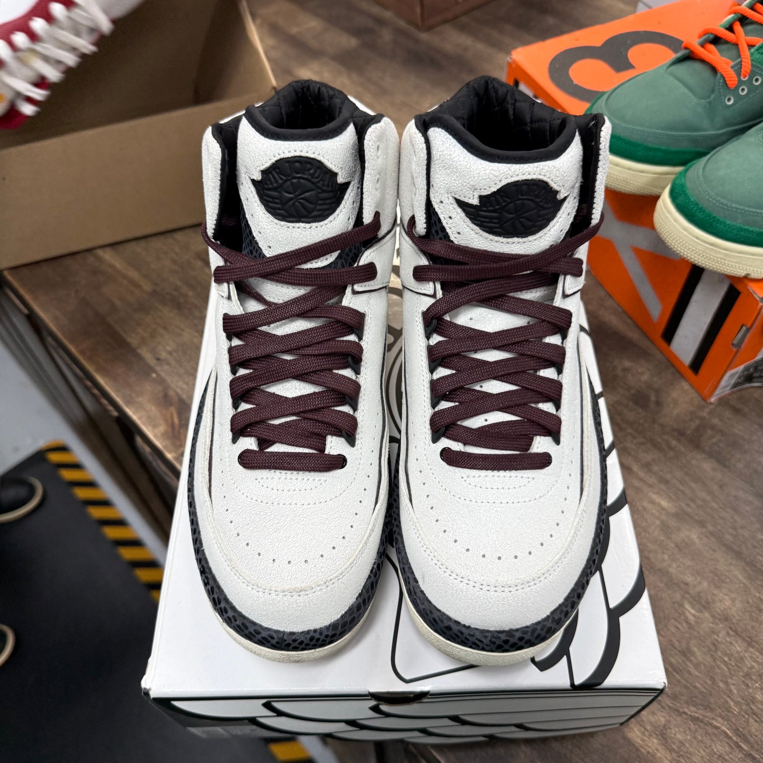 Airness A Ma Maniere Jordan 2 Retro (USED)