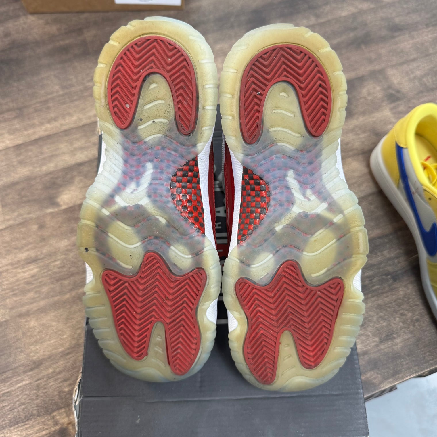 Cherry Jordan 11 (GS) (USED)