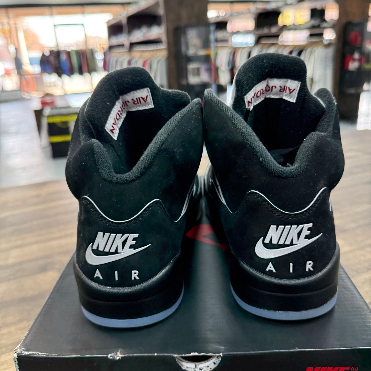 Black Metallic Jordan 5 Retro (2025) (USED)