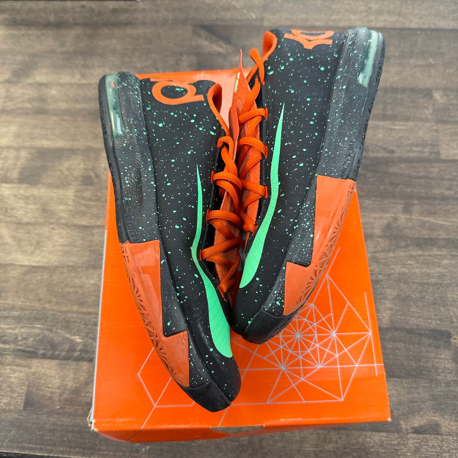 Texas Nike KD 6 (USED)