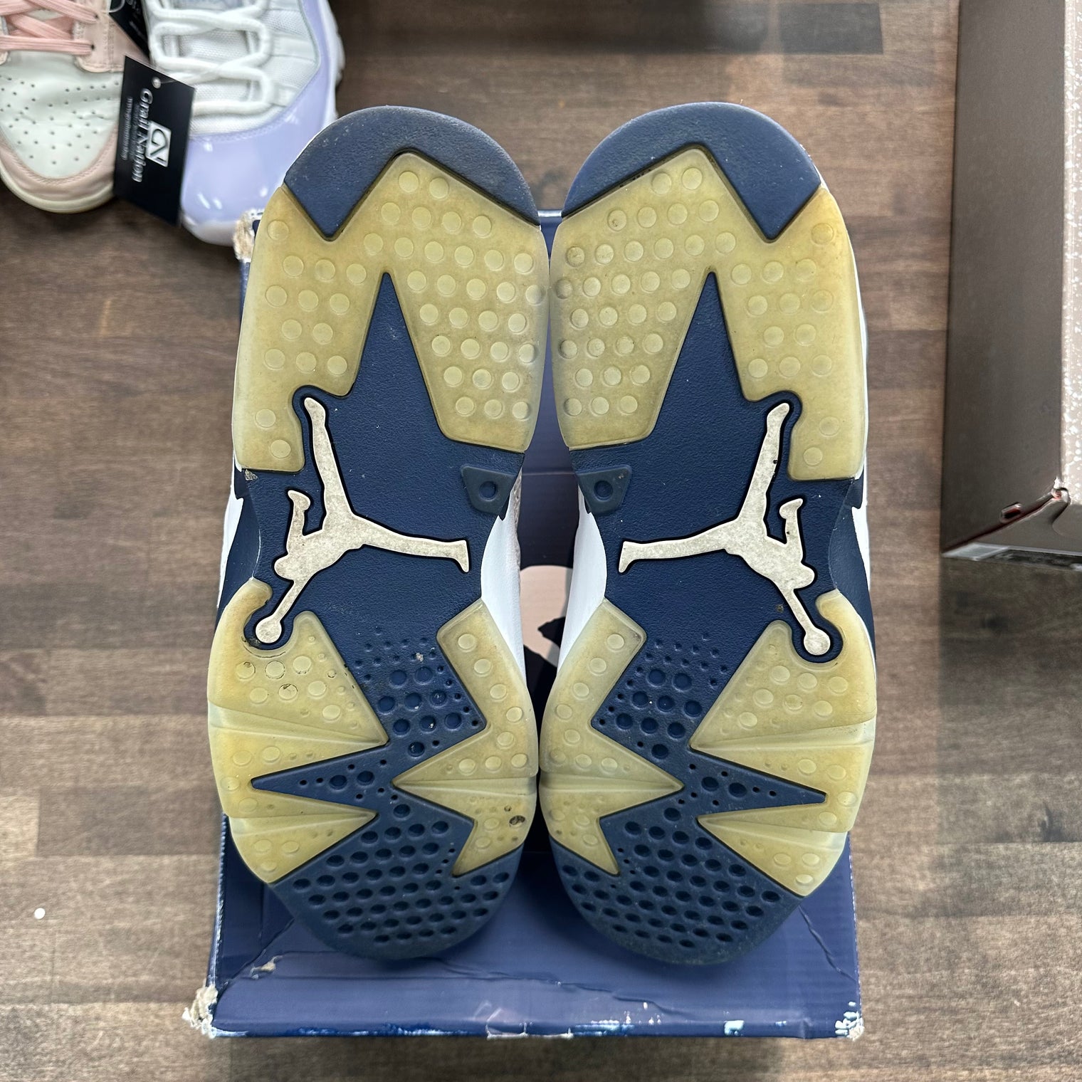 Midnight Navy Jordan 6 Retro (2022) (USED)