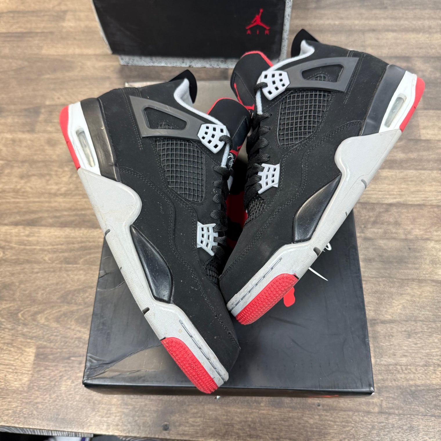 Air Jordan 4 Bred 2019 (USED)