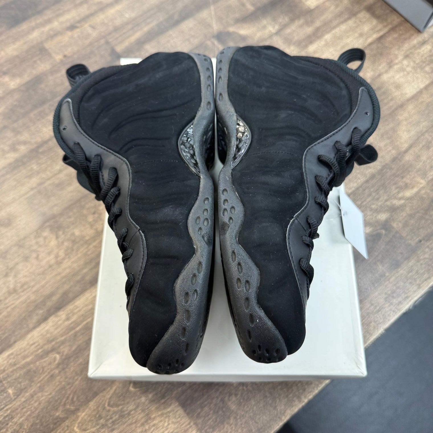 Nike Air Foamposite One Black Suede (Used)