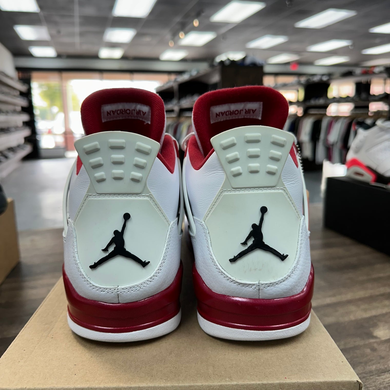 Alternate 89 Jordan 4 Retro (USED, No Box)