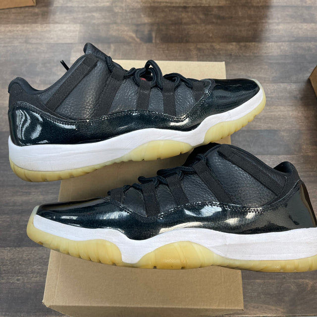 72-10 Jordan 11 Low (USED, No Insoles, No Box)