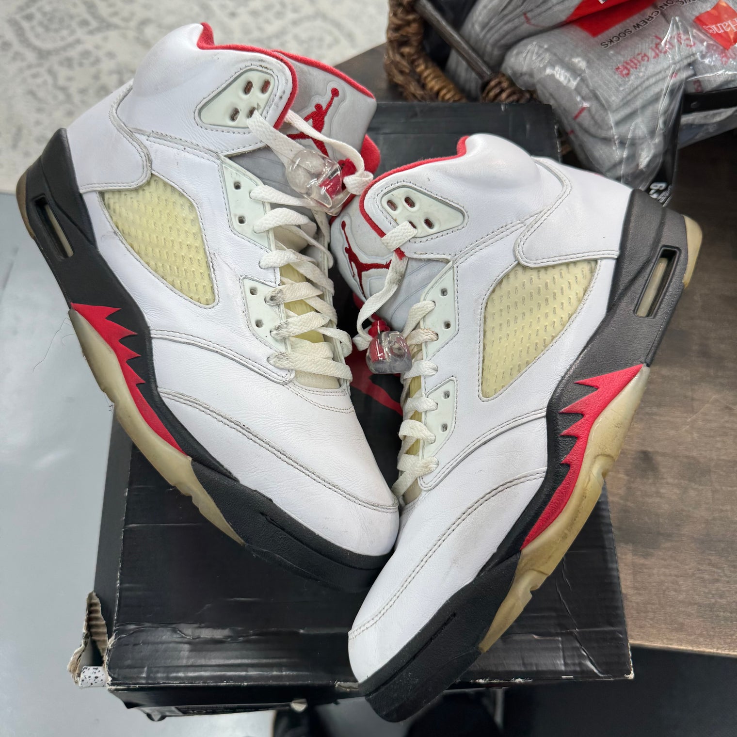 Fire Red Jordan 5 (2020) (USED)