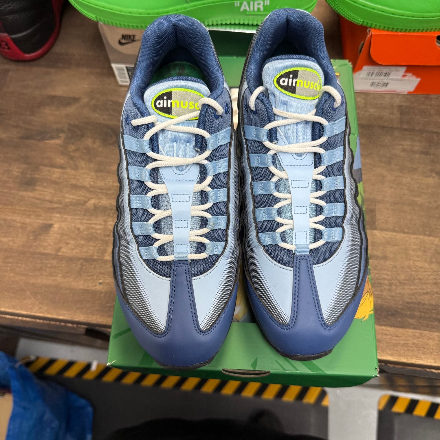 Yu-Gi-Oh Joey Nike Air Max Muscle 95 (Without Card) (USED)