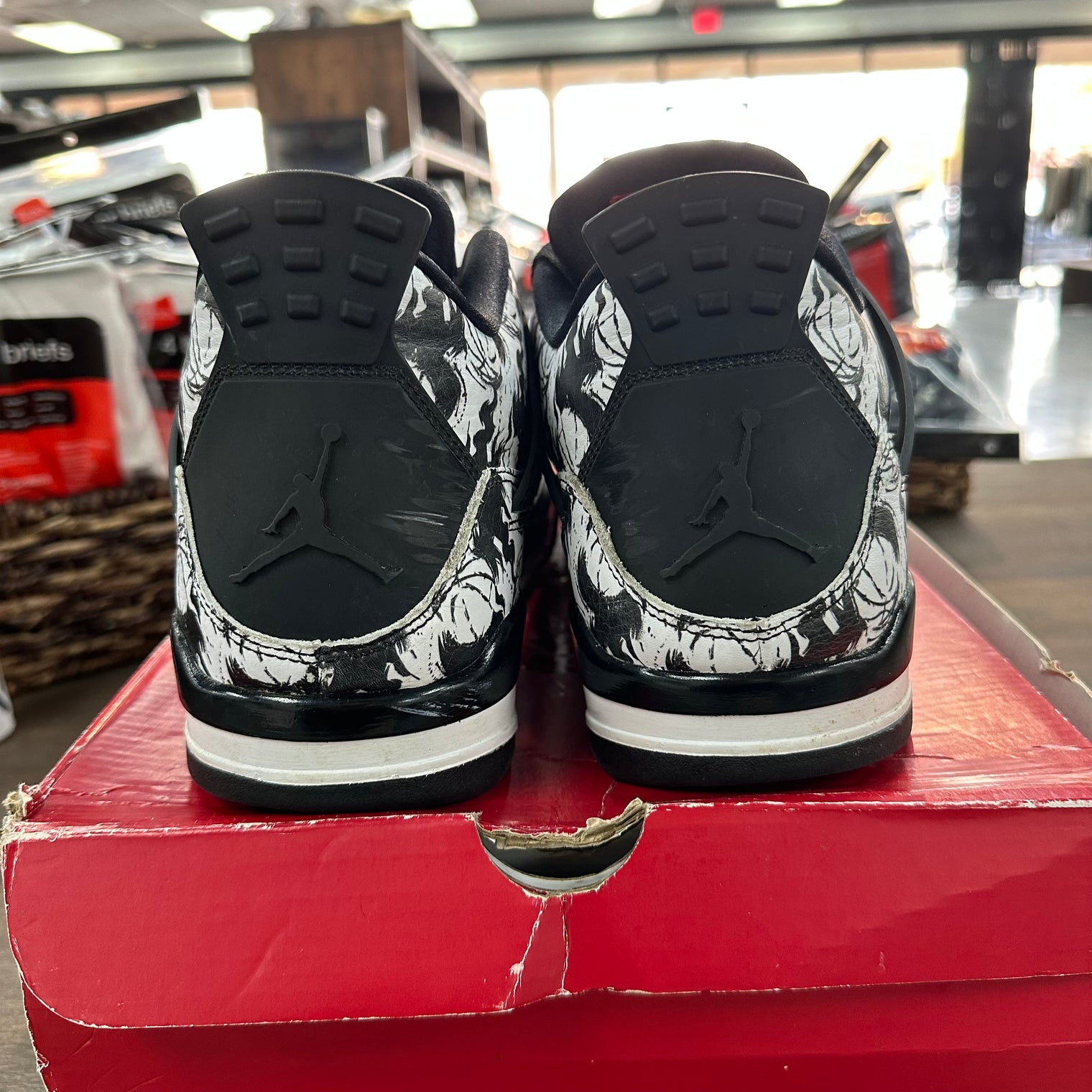 Tattoo Jordan 4 Retro (2018) (USED)