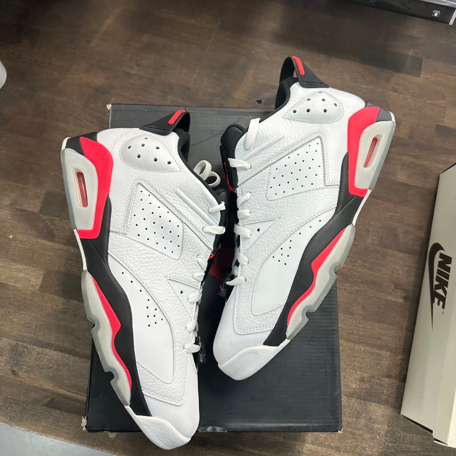 Jordan 6 Retro Low Infrared White (US 13) (USED)