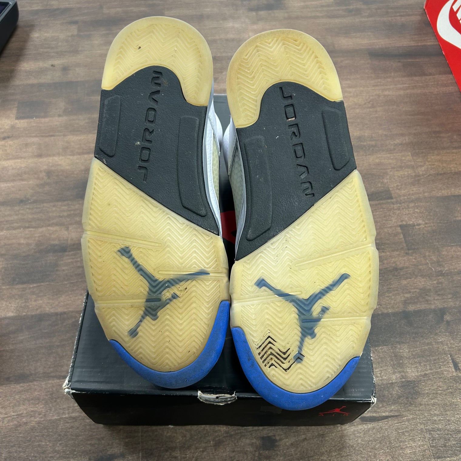 Stealth 2.0 Jordan 5 Retro (USED)