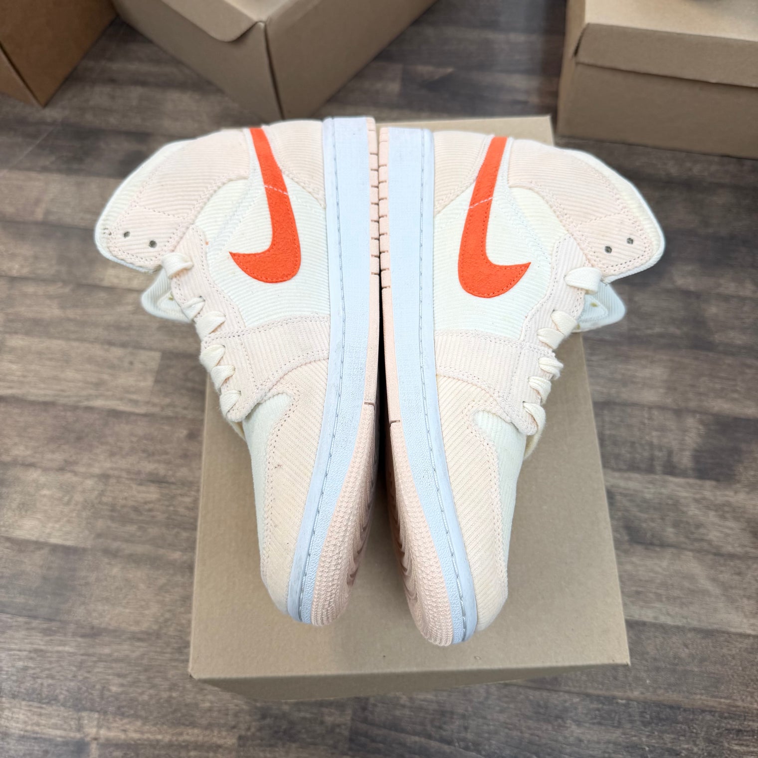 Corduroy Sail Jordan 1 Mid SE (W) (USED, No Box)