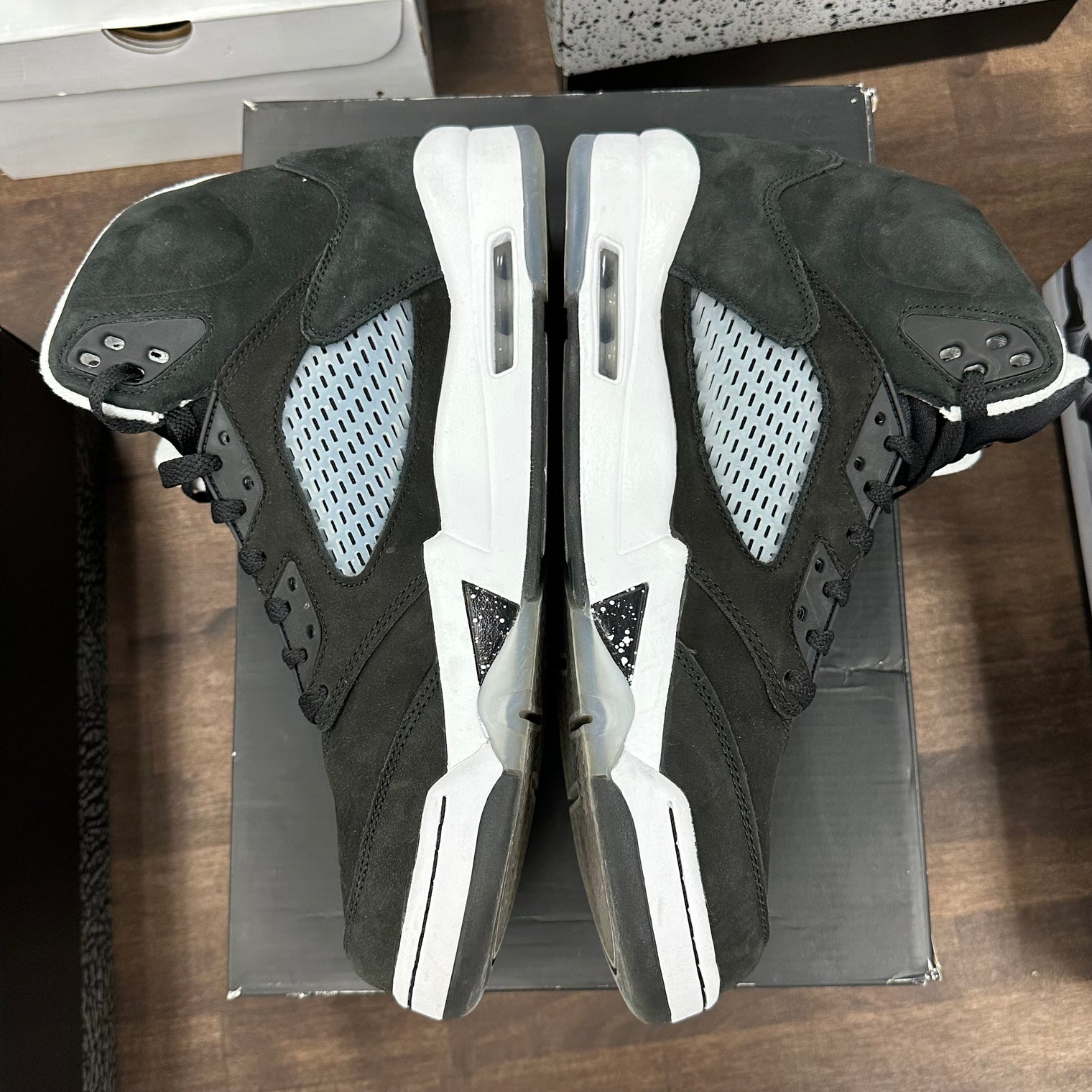 Moonlight Jordan 5 Retro (USED)