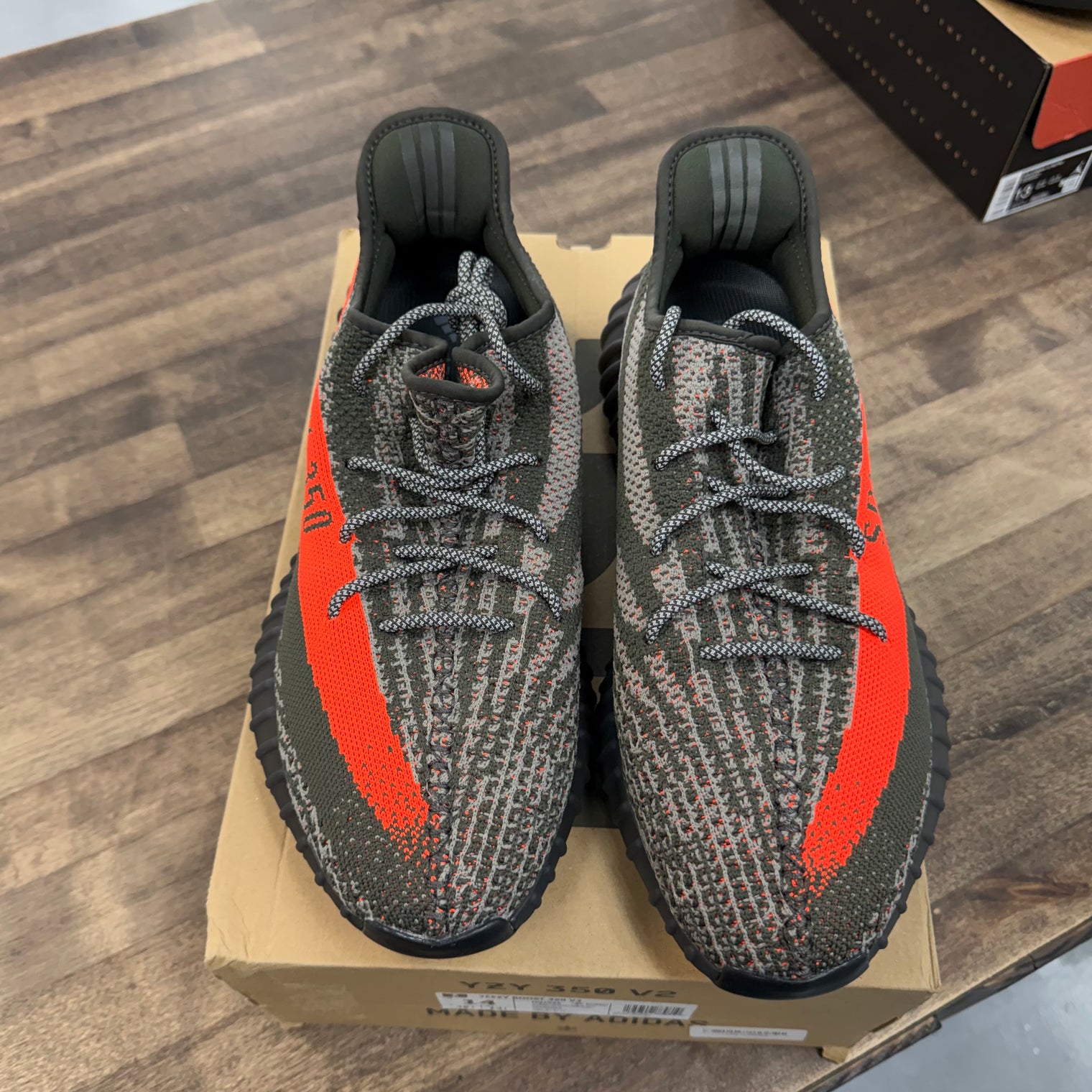 Carbon Beluga Adidas Yeezy Boost 350 V2 (Lightly Worn)