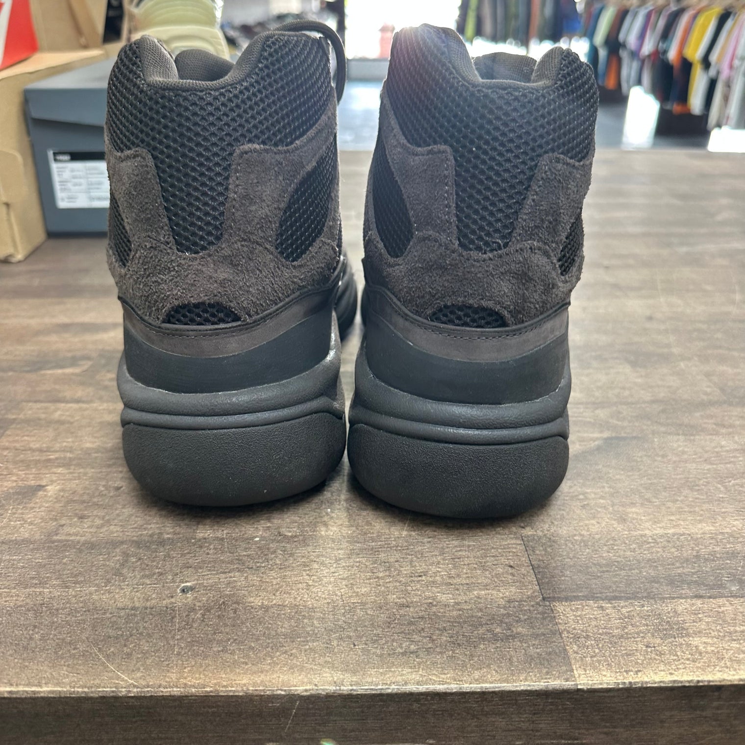 Oil Yeezy Desert Boot (USED)