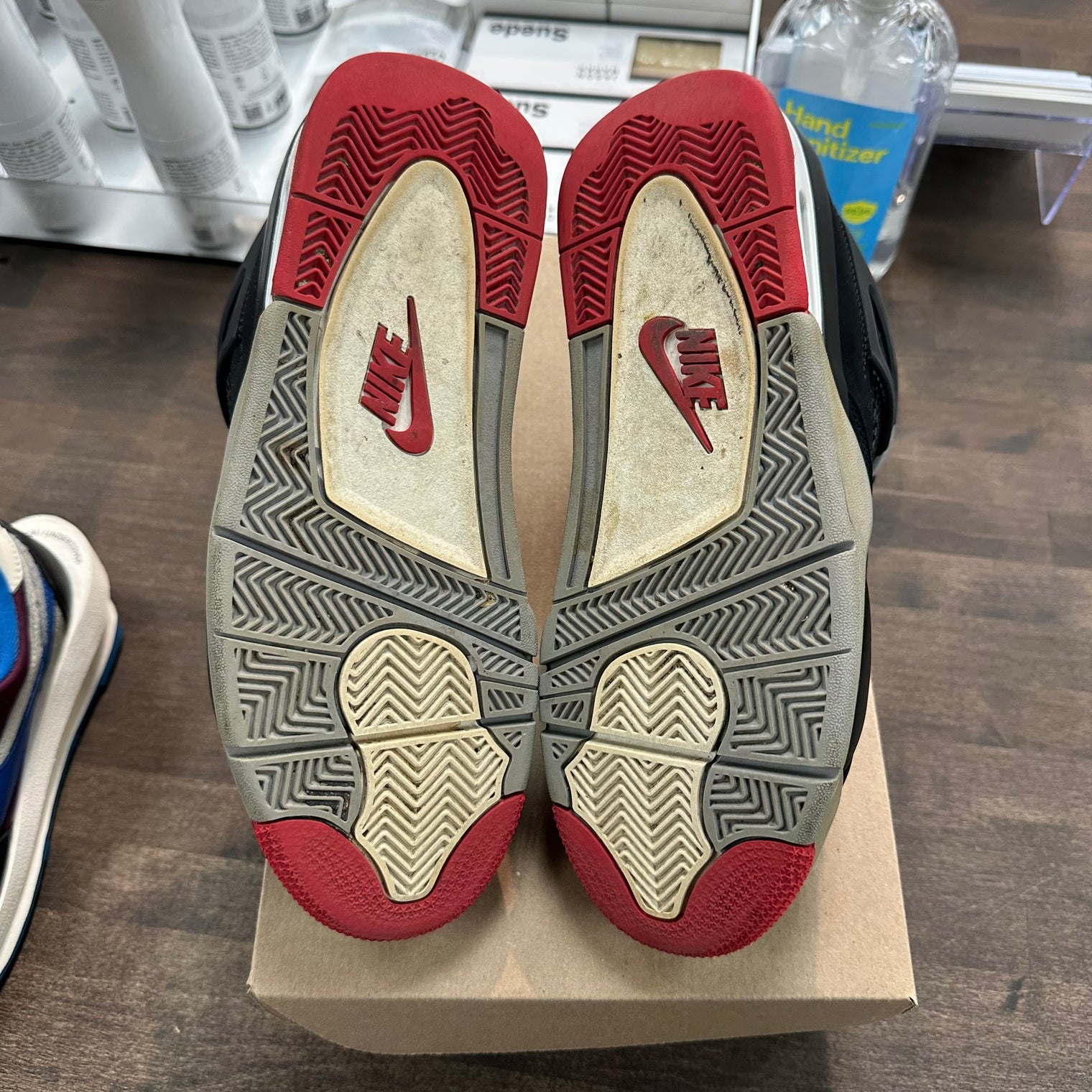 Bred Jordan 4 2019 (USED, No Box)