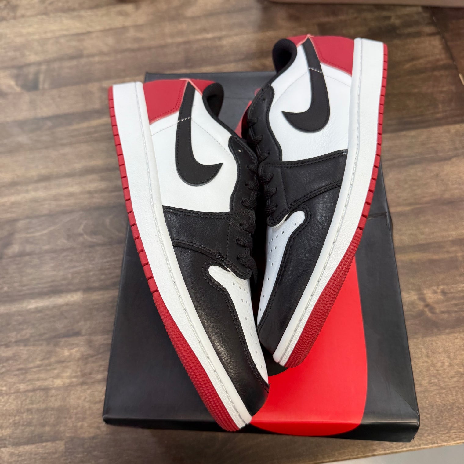 Black Toe Jordan 1 Low OG (2023) (USED)