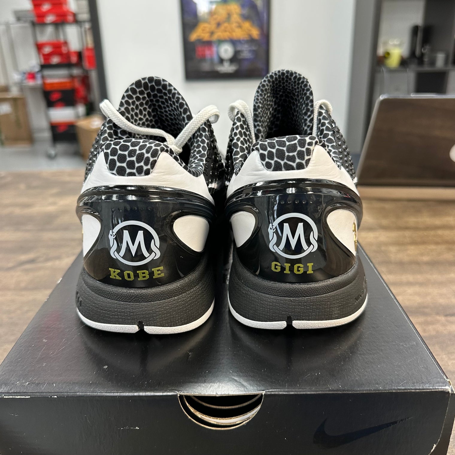 Mambacita Sweet 16 Kobe 6 Protro (USED)
