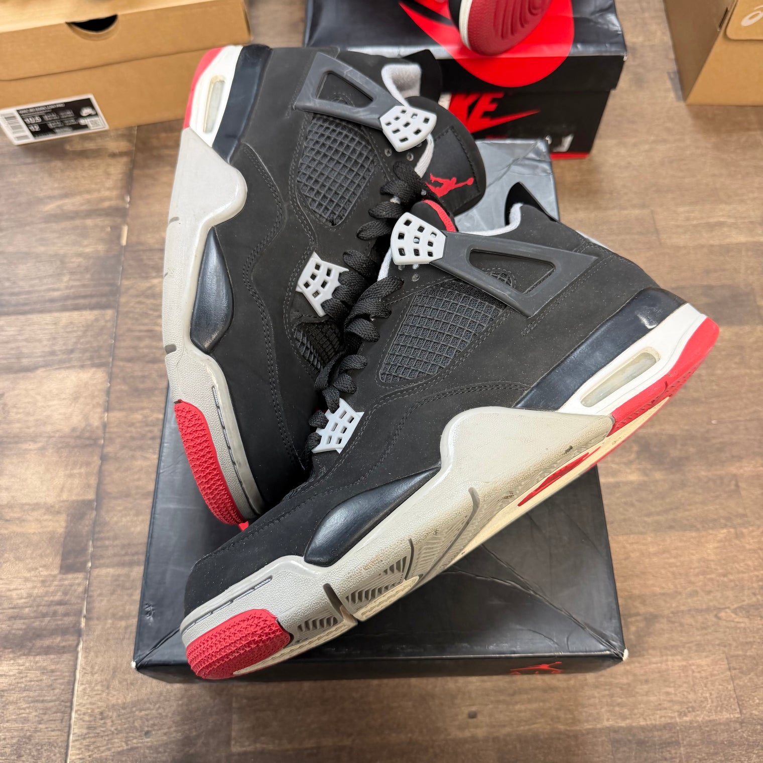 Bred Jordan 4 (2019) (USED)