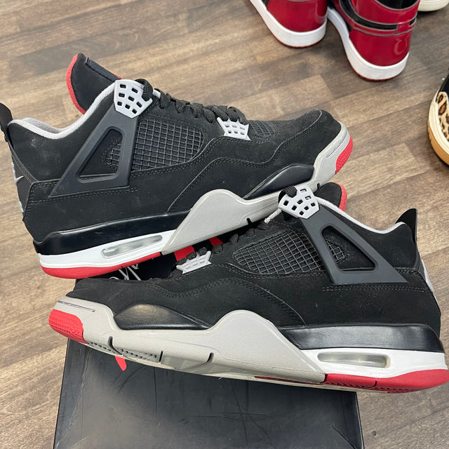Bred Jordan 4 2019 (USED)