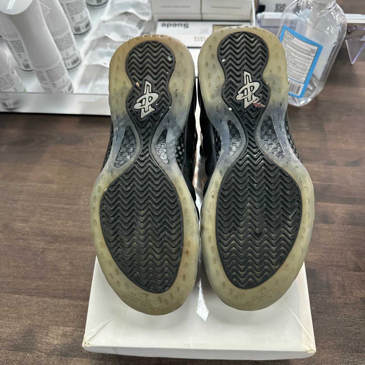 Air Foamposite One Hologram (Used, Replacement Box)