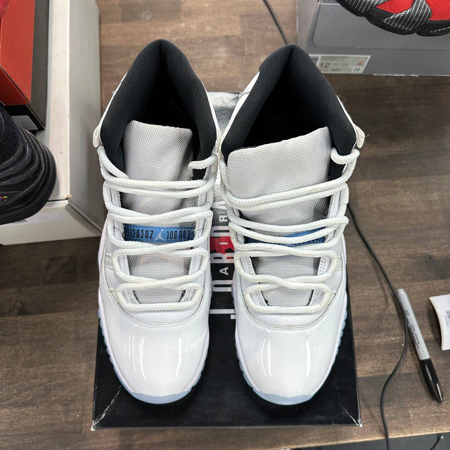 Legend Blue Jordan 11 2024 (USED)