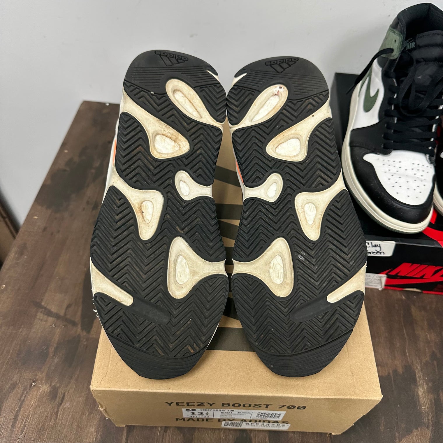 Wave Runner Yeezy 700 (USED)