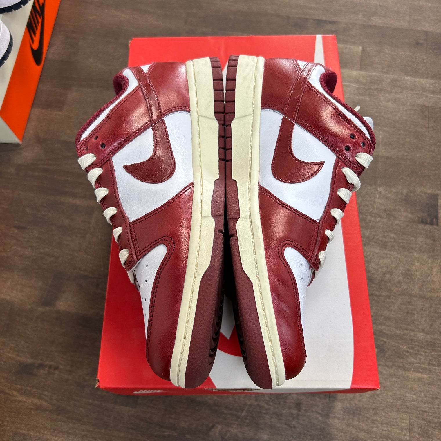 (W) Vintage Red Dunk Low (USED)