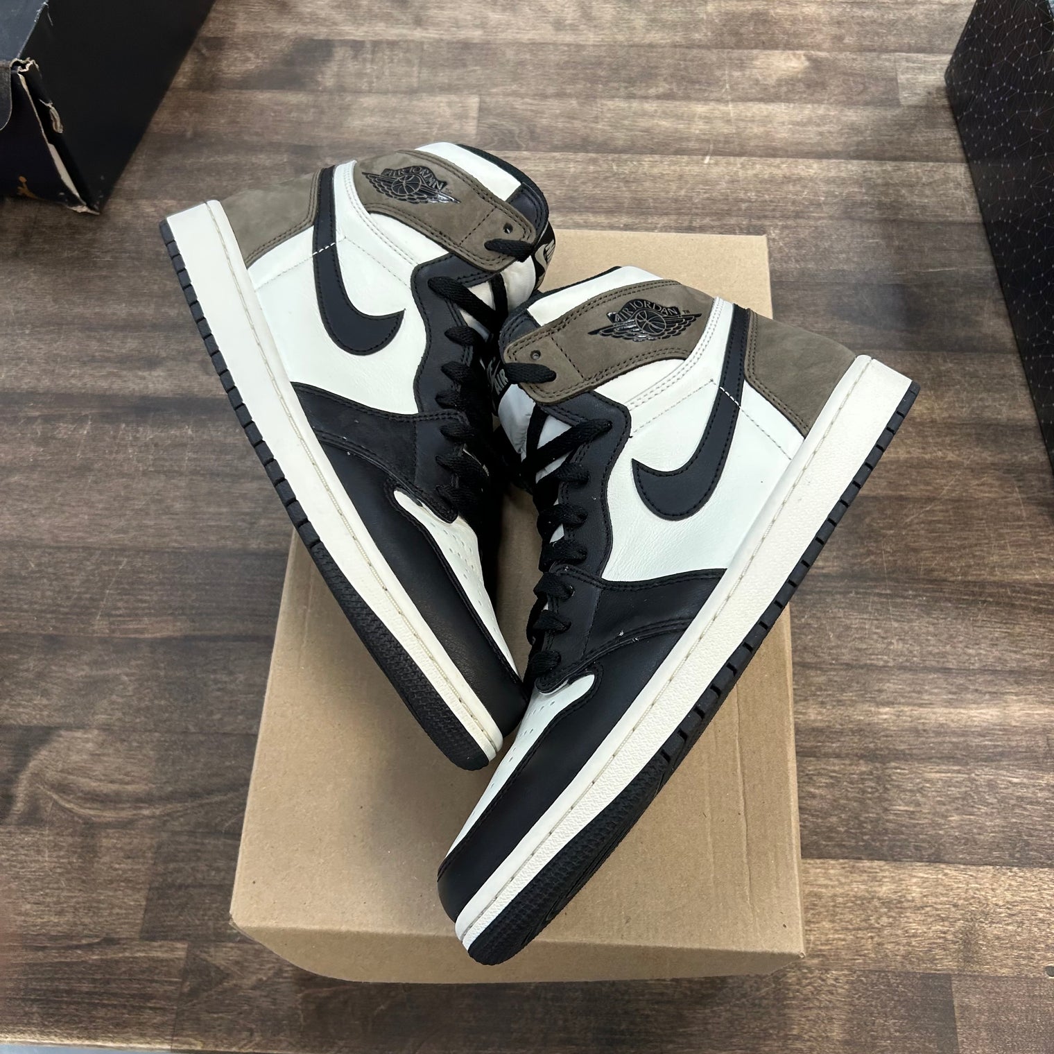 Mocha Jordan 1 High OG (USED, No Box)