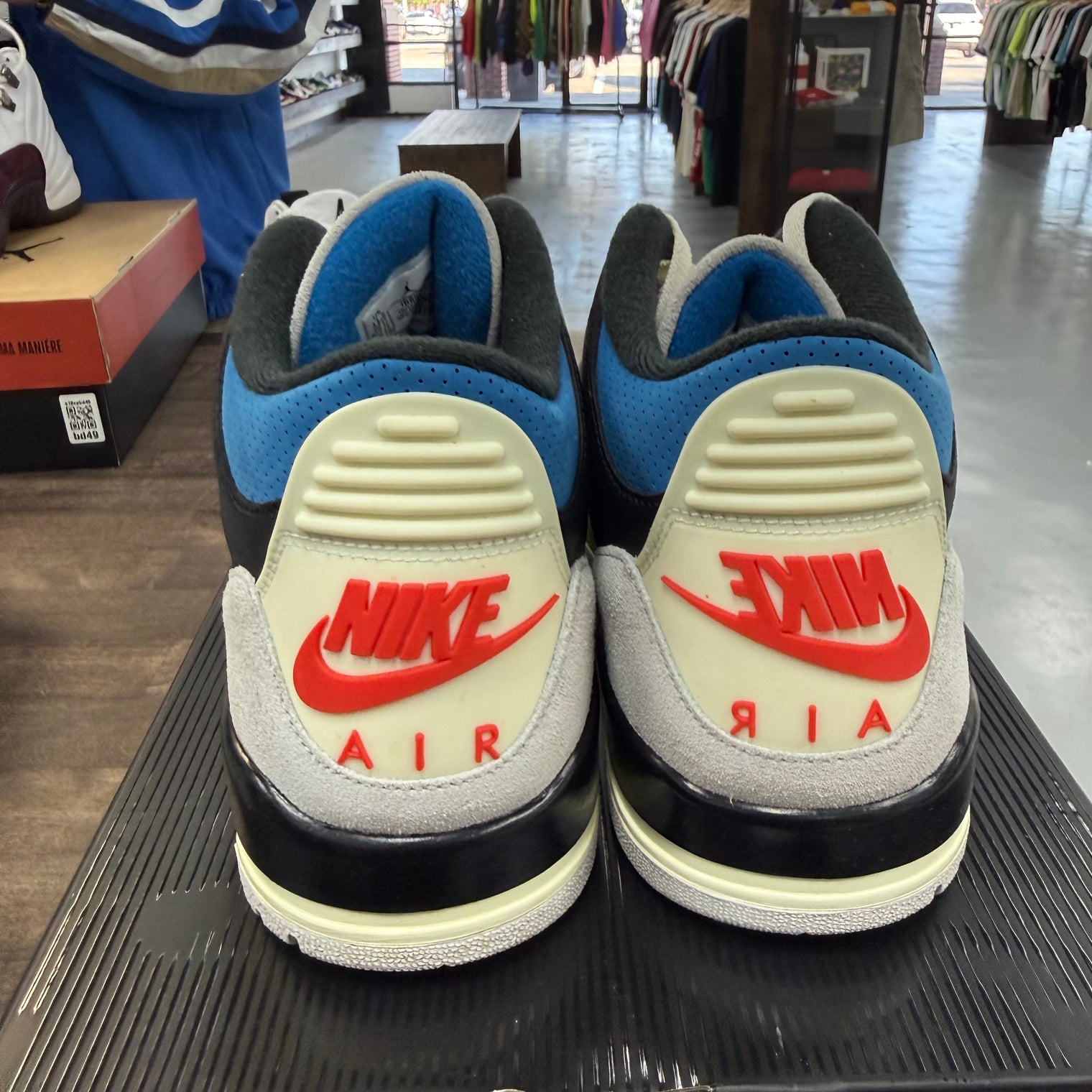 Rare Air Jordan 3 Retro (USED)