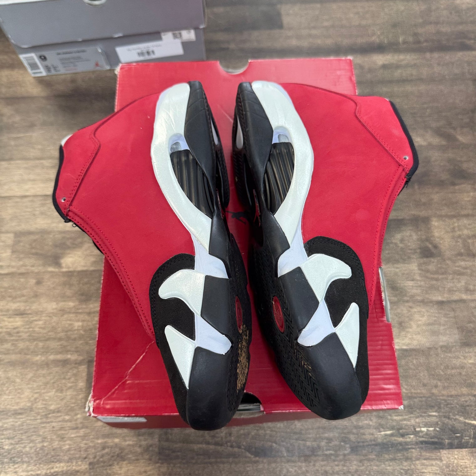 Gym Red Toro Jordan 14 Retro (2020) (USED)