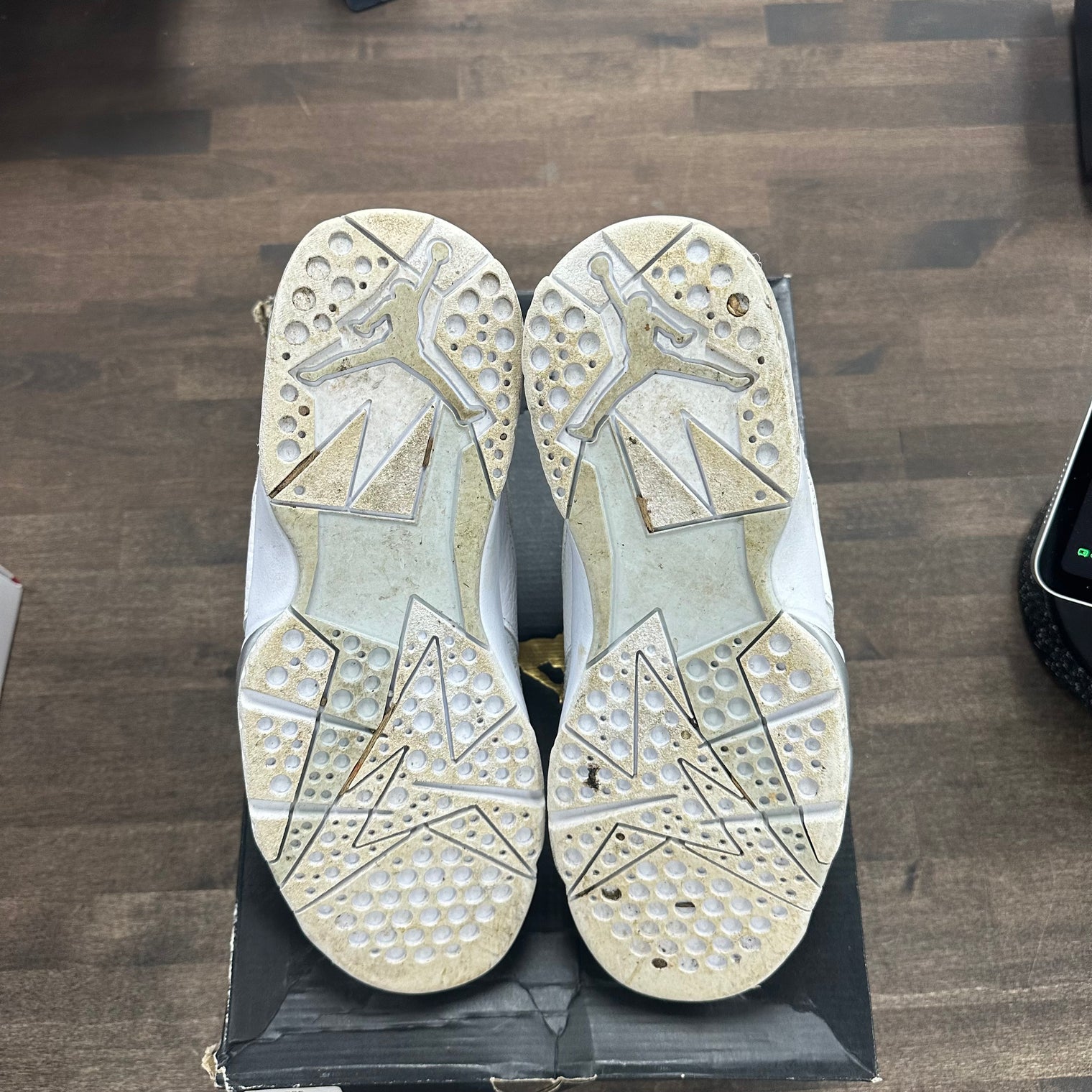 Jordan 7 Retro Pure Platinum (US 8.5) (USED)