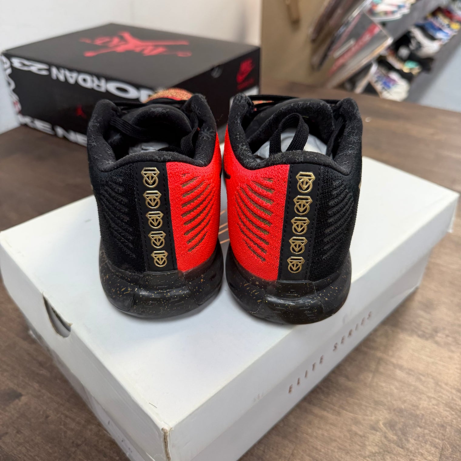 Christmas Nike Kobe 10 Elite (USED)