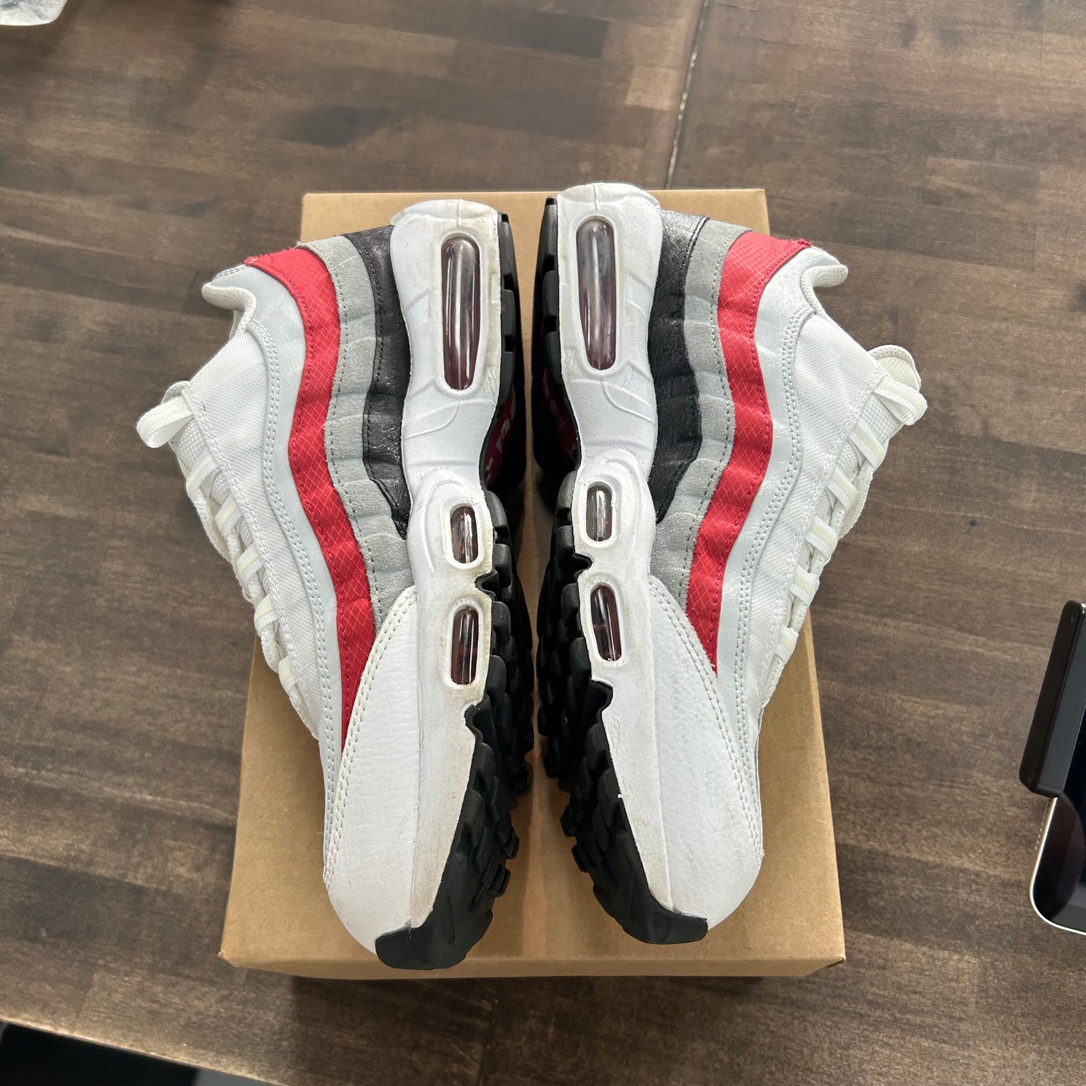 White Varsity Red Particle Grey Air Max 95 (USED,No Box)