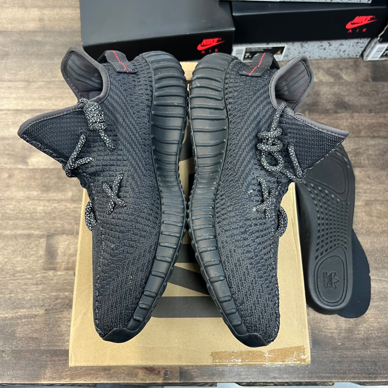 Black Adidas Yeezy 350 V2 (Non-Reflective) (USED)