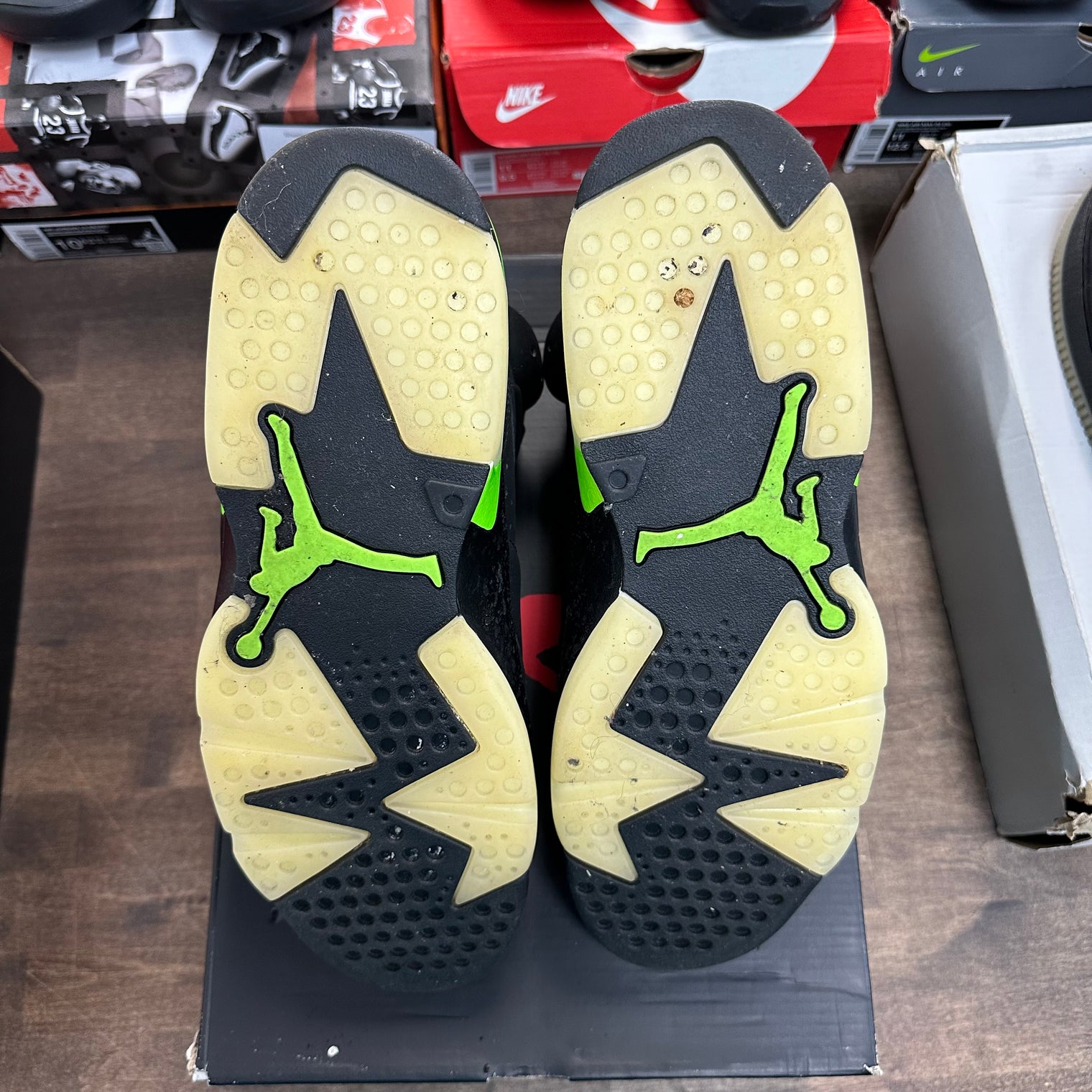 Electric Green Jordan 6 Retro (USED)