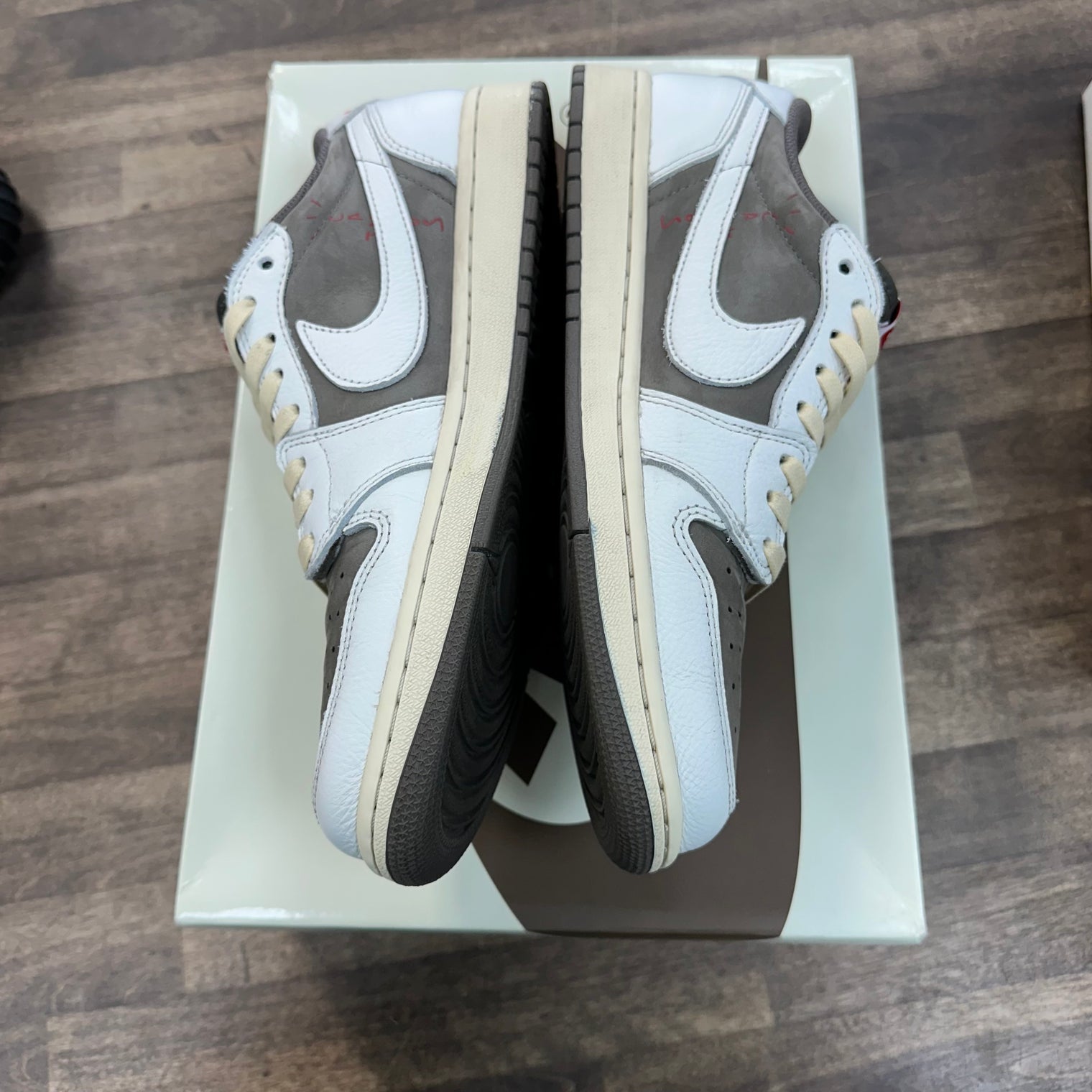Travis Scott Reverse Mocha Jordan 1 Low OG (USED)