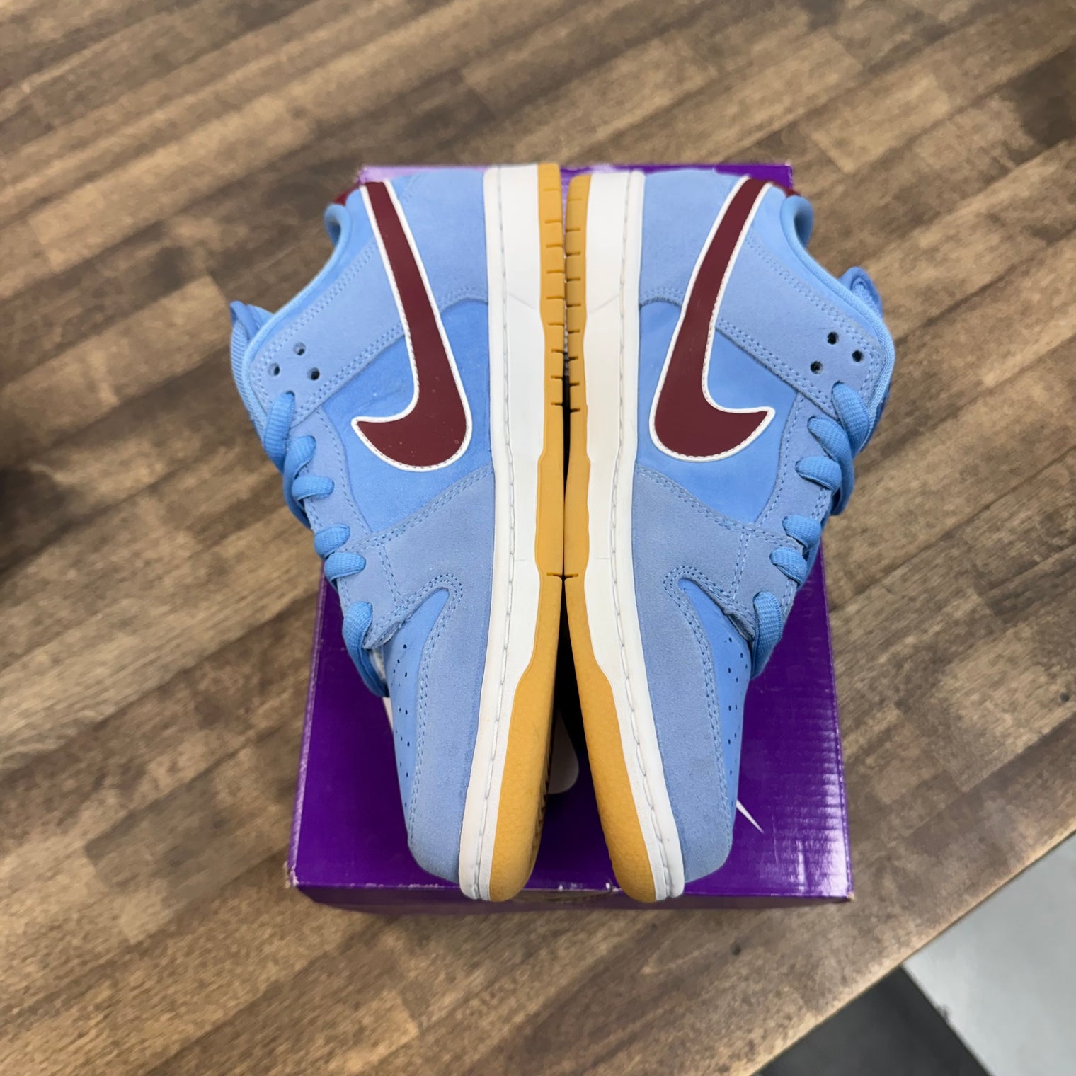 Philadelphia Phillies Nike SB Dunk Low (USED)